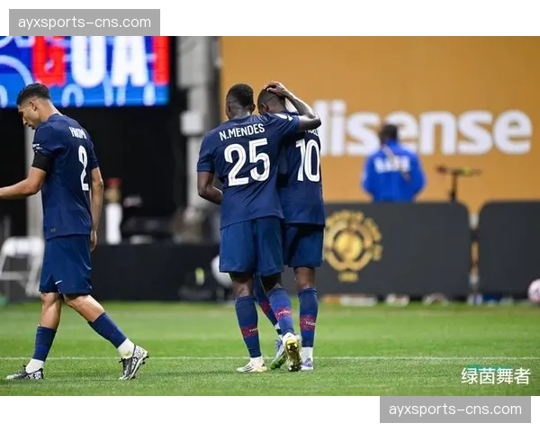 皇马防线数据：赫伊森104次解围队内第一，17次拦截队内第二